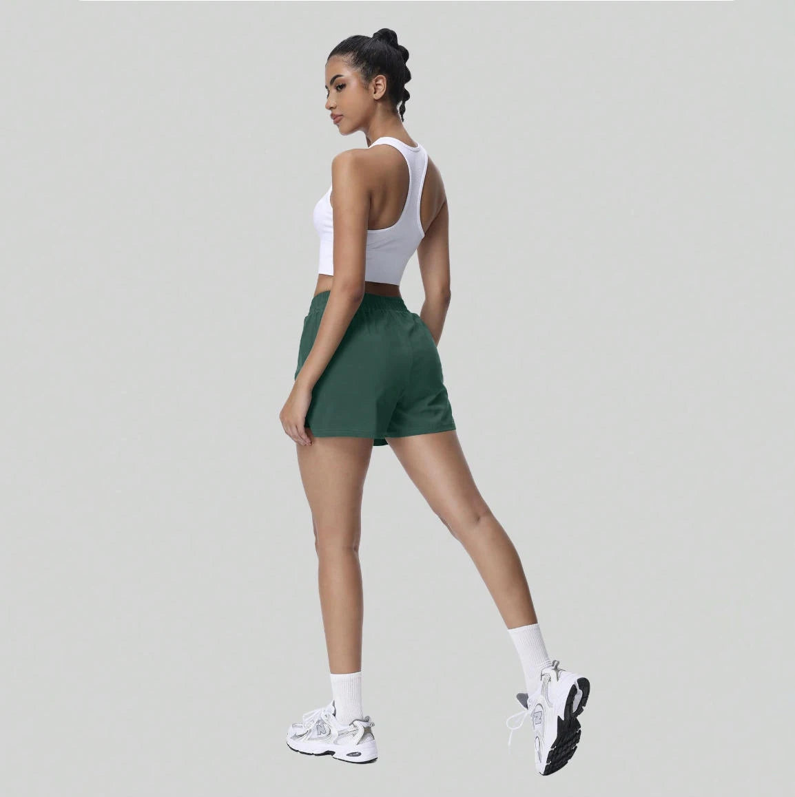 Women's Breathable Moisture-Wicking Underwear Lining Split Hem Sports Shorts With Pockets High Elastic Waist Workout Shorts