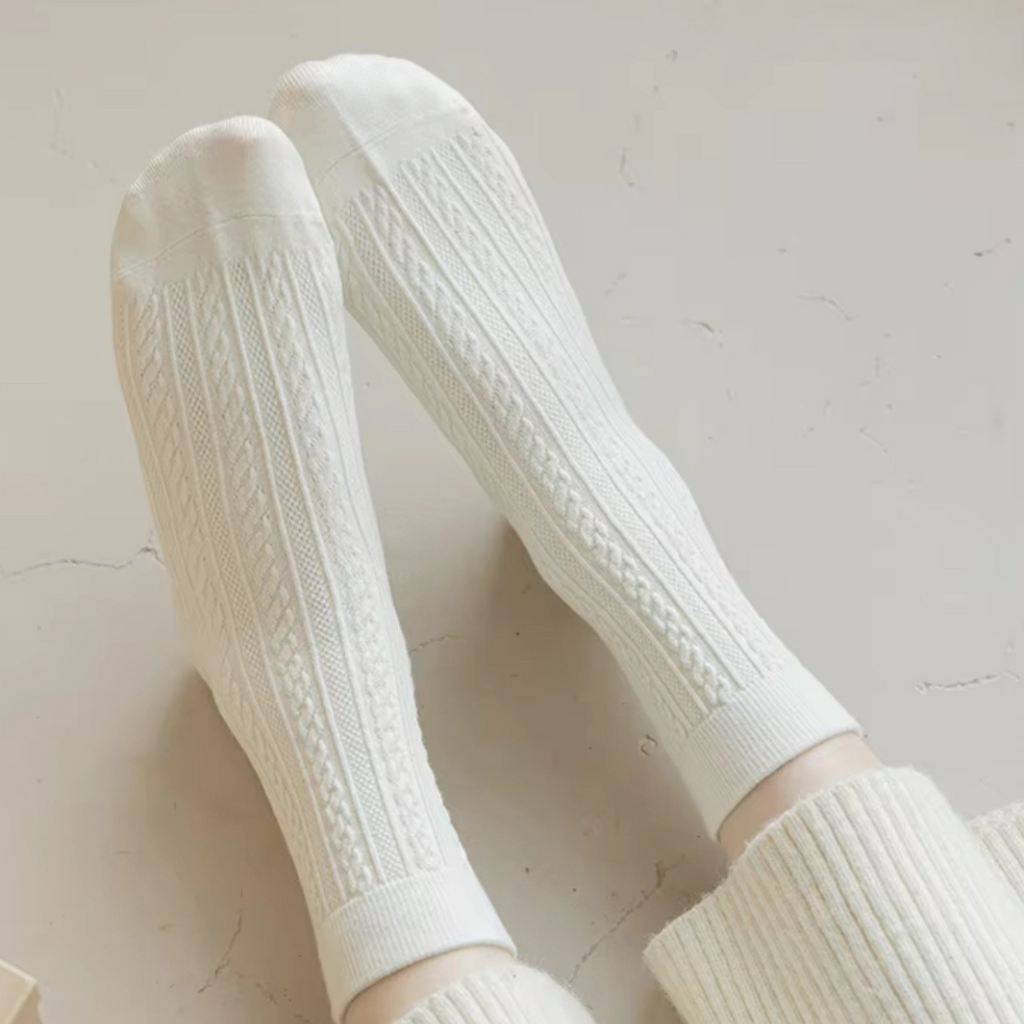 Winter Socks - 3 Pairs with Bag | Warm Cotton Wool Blend for Outdoor Adventures | Quick-Dry, Breathable & Seamless Warming Socks in Beige, Pink & White