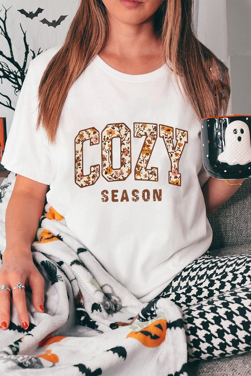 Cozy Season Women's Graphic T-Shirt, White,Cotton, Floral Cracking Letter Design, Short Sleeve,Casual Wear