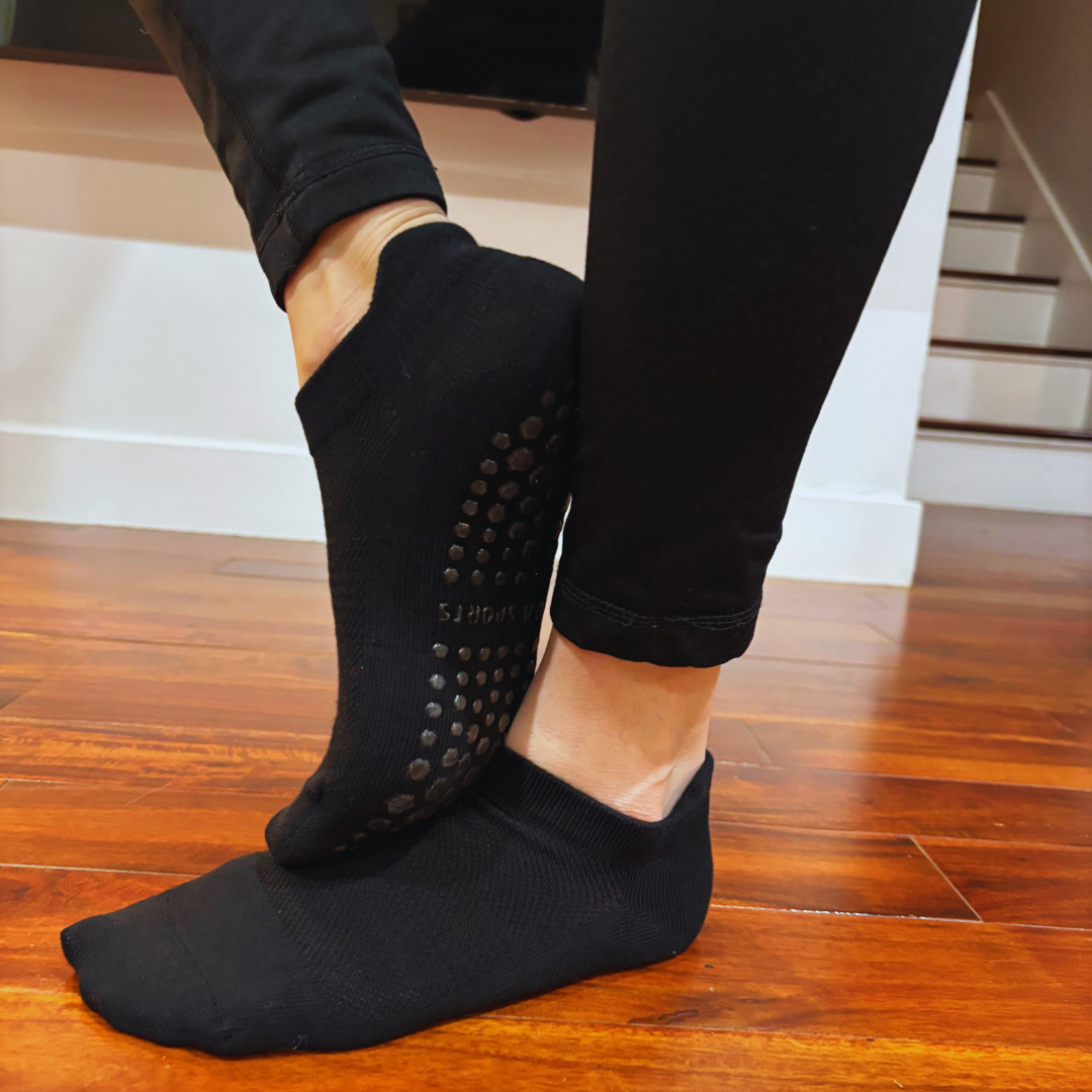 Yoga Socks 4 Pairs/Non-Slip Grip Socks,Barre, Dance, Trampoline, Hospital,Breathable Cotton, Moisture-Wicking